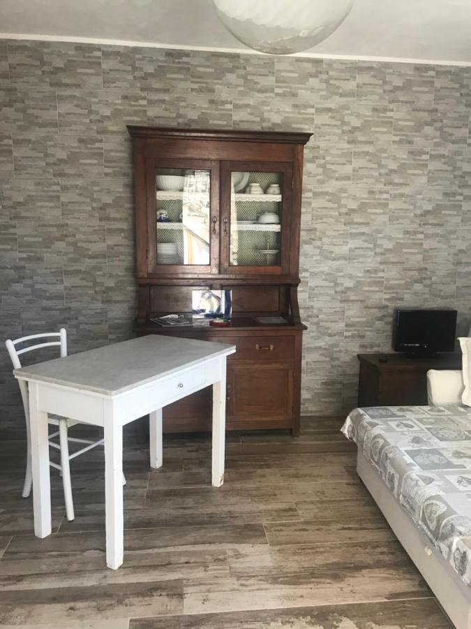 Апартаменти Monolocale Per Coppia Carrodano Inferiore Екстер'єр фото